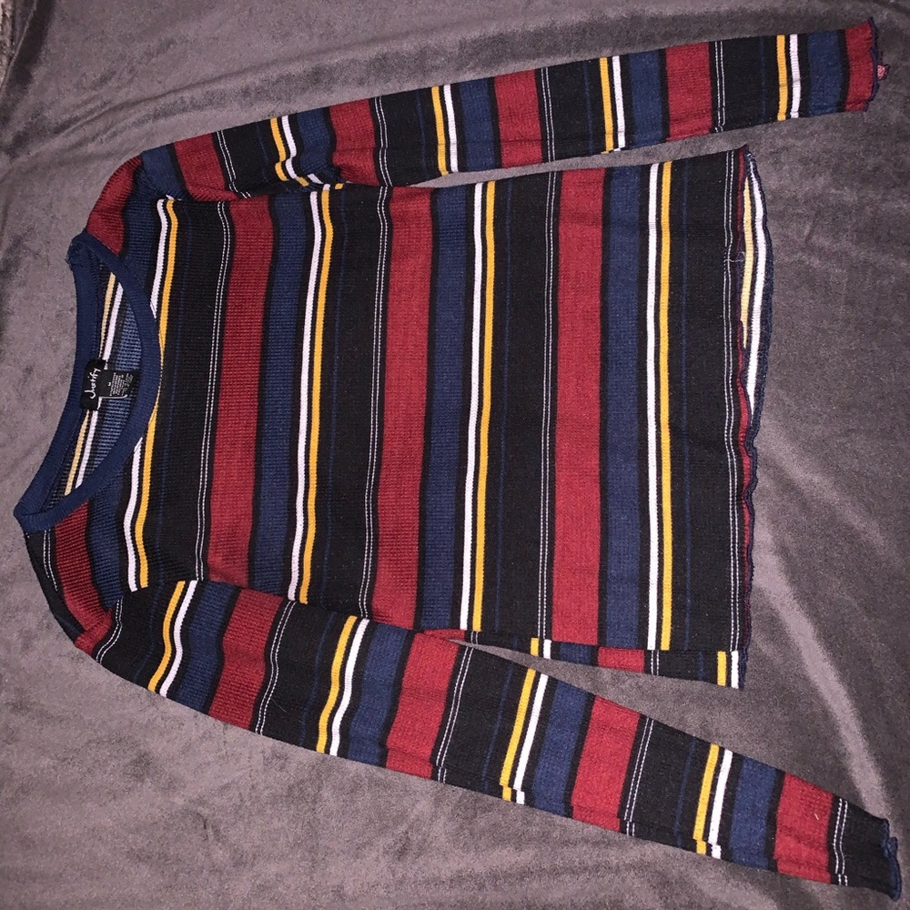 Stripped long sleeve crop top